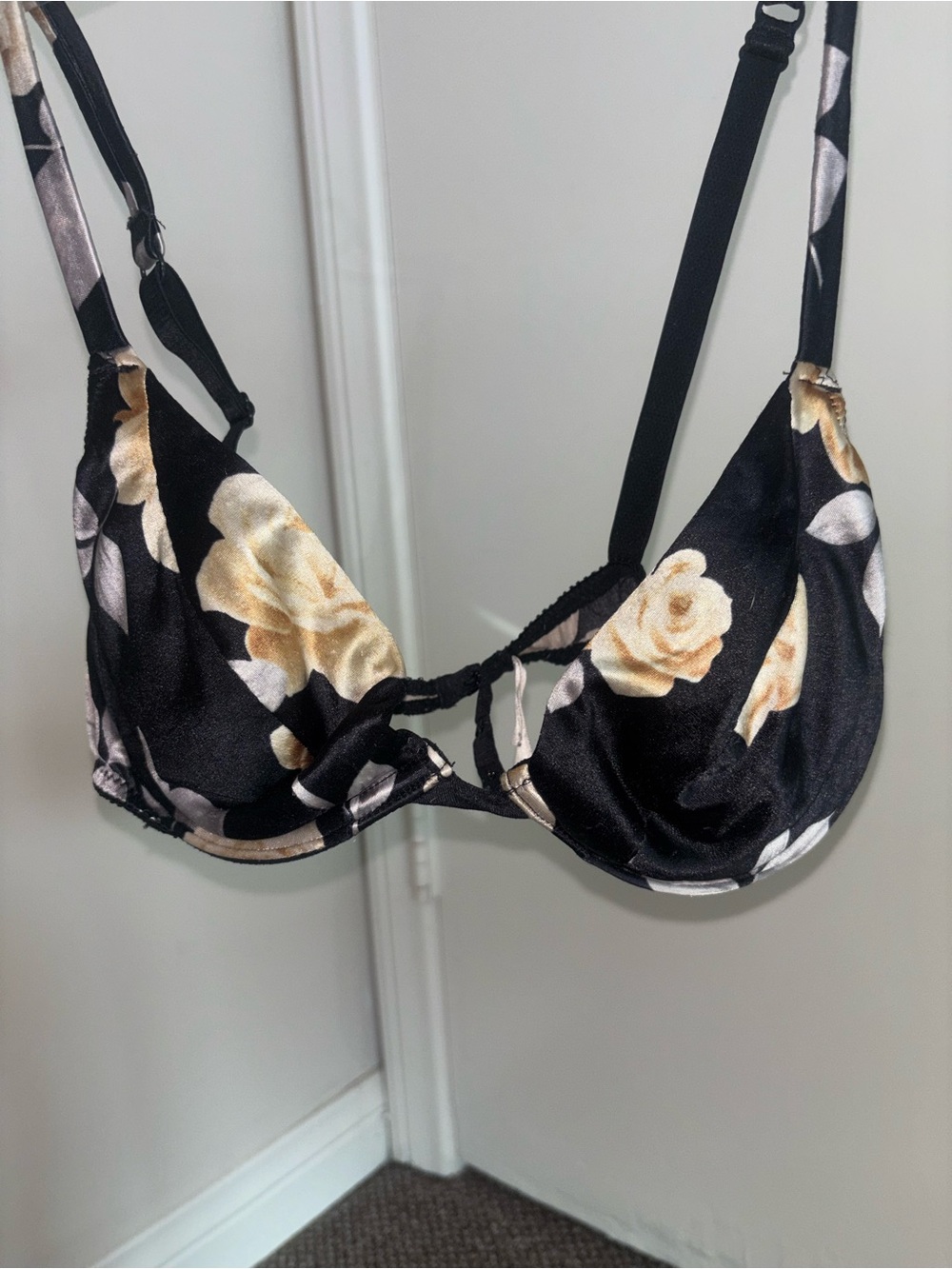 Bra - Picture 3 of 4